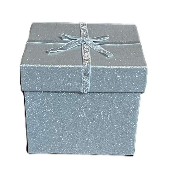 Sheffield Home Paper Goods Empty Square Silver Glitter Gift Box with Bow - Picture 6 of 6